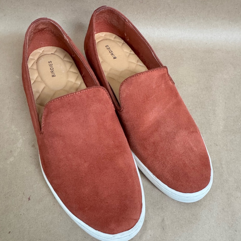 Birdies The Swift Slip On Sneakers in Nutmeg Brown Suede (burnt orange). Size 6